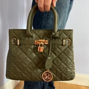 NEW green Badgley Mischka purse with gold hardware